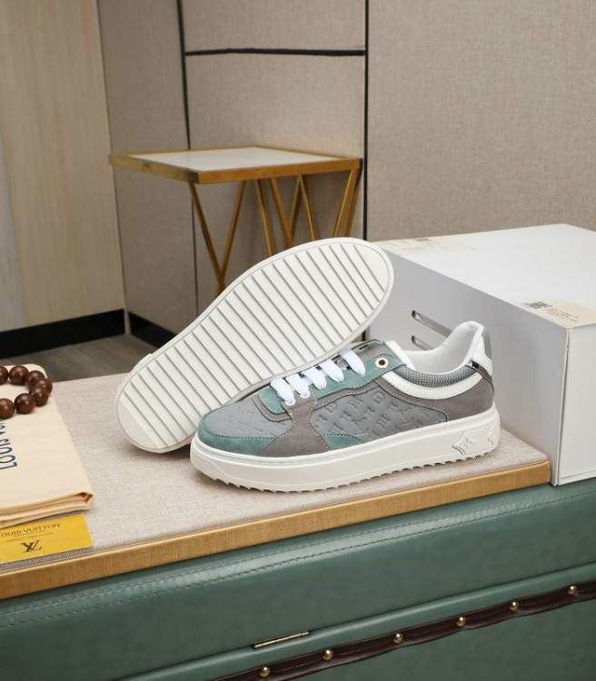 Picture of Louis Vuitton Shoes _SKULVsz38-44mnf071817230